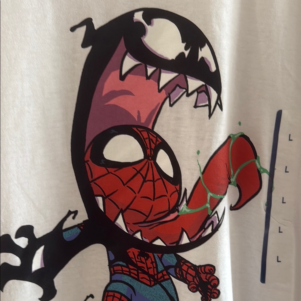 Marvel White Graphic T-Shirt for Men - Picture 4 of 7